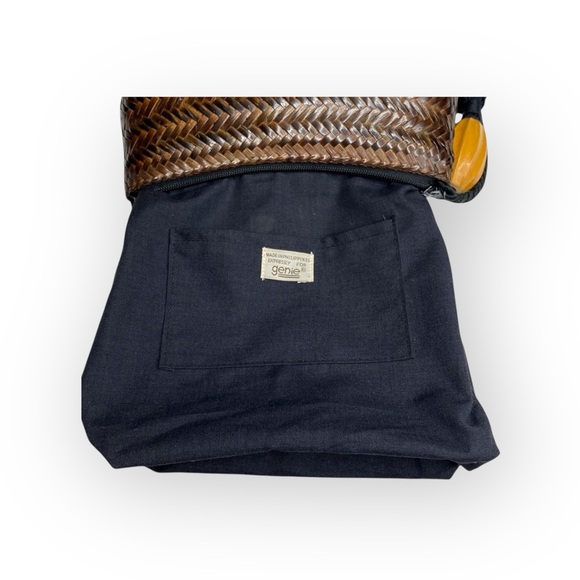 Vintage: Genie ꧁ Woven Straw Shoulder Bag Handbag ꧁ Wood Bead Tassel ꧂ Brown - Picture 9 of 16